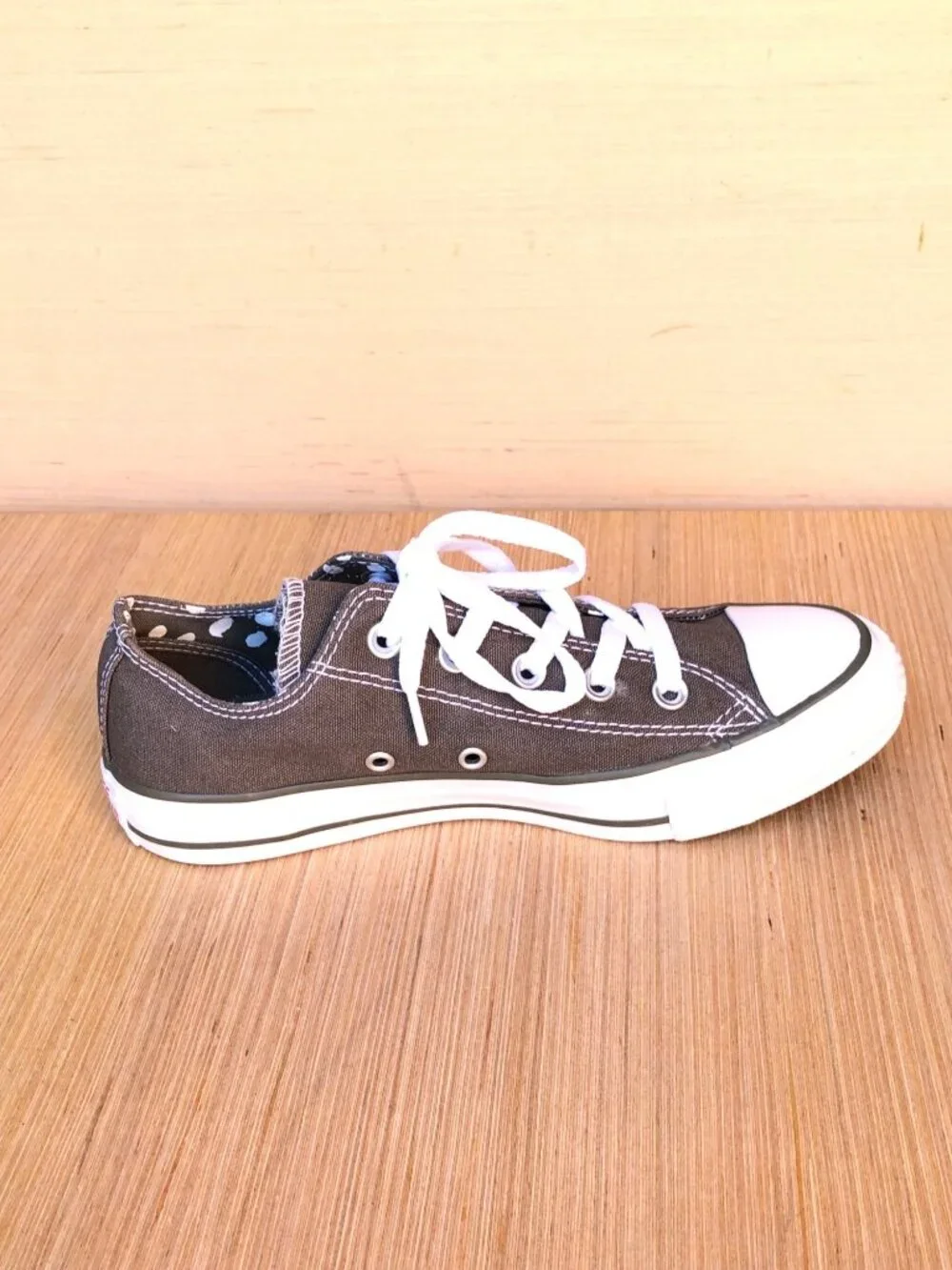 Converse All Star Chuck Taylors Sneakers Womens 6 Low Top Gray - Picture 12 of 16
